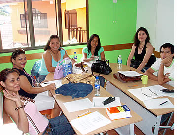 Spanska lärare på vår språkskola är erfarna, utbildade och passionerade
